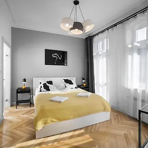 Pomaranczarnia Lejlighed